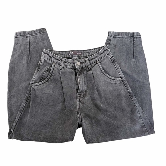 Zara Washed Black High Waisted Cropped Mom Jeans - Picture 5 of 15